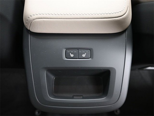 New 2026 Volvo XC60 B5 Plus w/ Protection Package Premier image 33