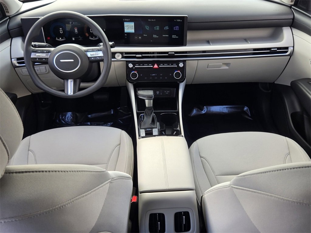 Certified 2025 Hyundai Tucson SEL image 13