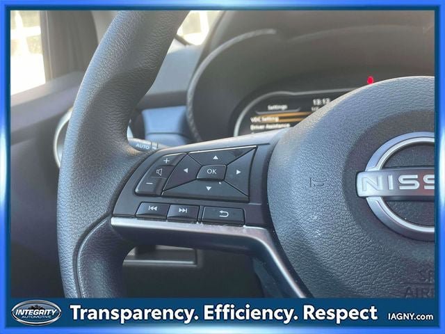 Used 2025 Nissan Versa SV w/ Trunk Package FWD image 22