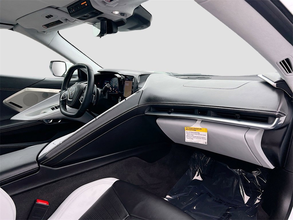 Used 2025 Chevrolet Corvette Stingray Premium Conv w/ Z51 Performance Package image 26