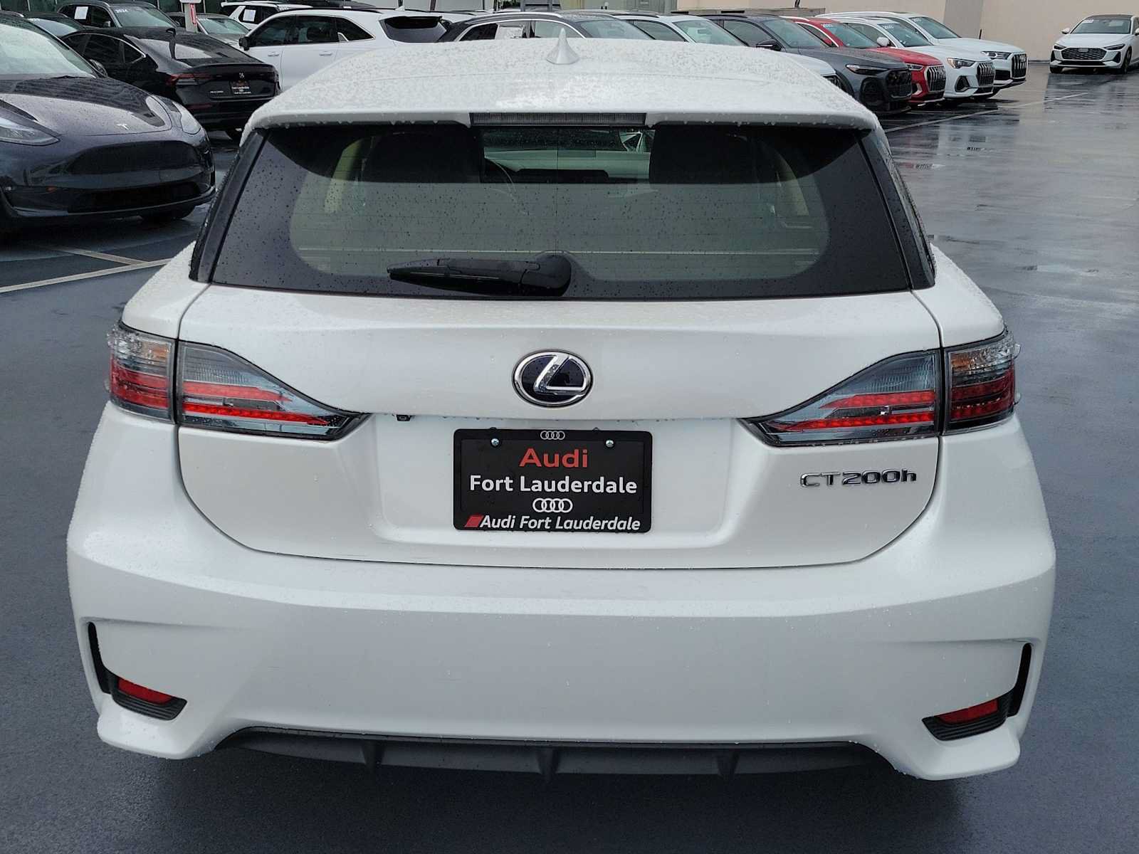 Used 2016 Lexus CT 200h w/ Accessory Package 2 FWD image 5