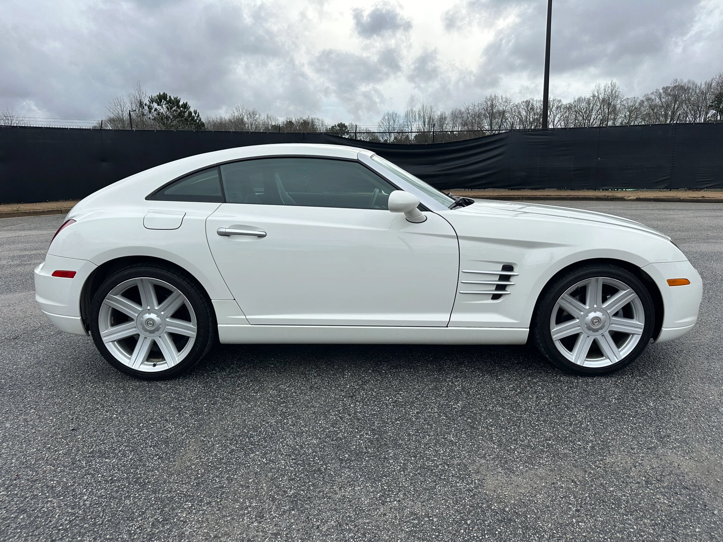 Used 2004 Chrysler Crossfire Coupe RWD image 6