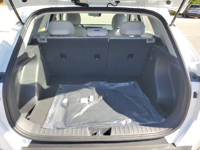 New 2027 Hyundai Kona SE AWD/4WD image 8