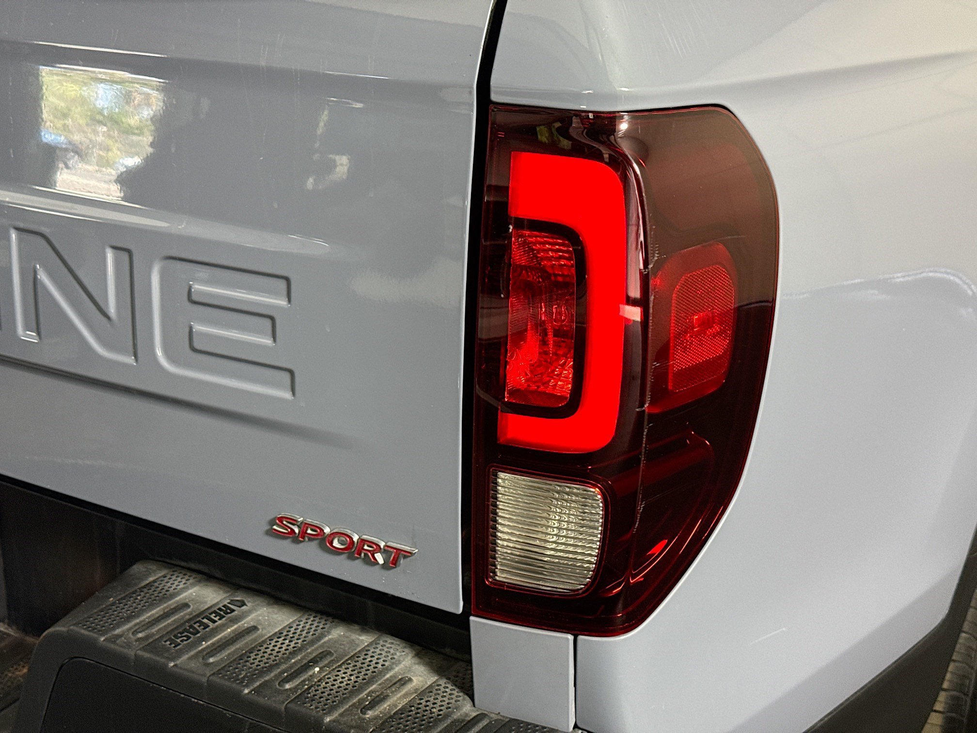 Used 2024 Honda Ridgeline Sport image 34