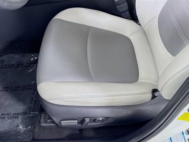 Certified 2019 Toyota RAV4 Limited w/ Cold Weather Package AWD/4WD image 19