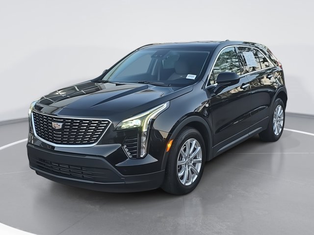 Used 2020 Cadillac XT4 Luxury w/ Cold Weather Package image 7