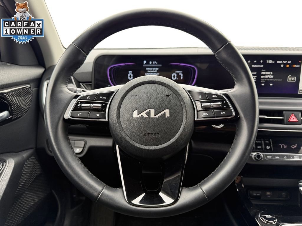 Certified 2025 Kia Seltos S FWD image 12