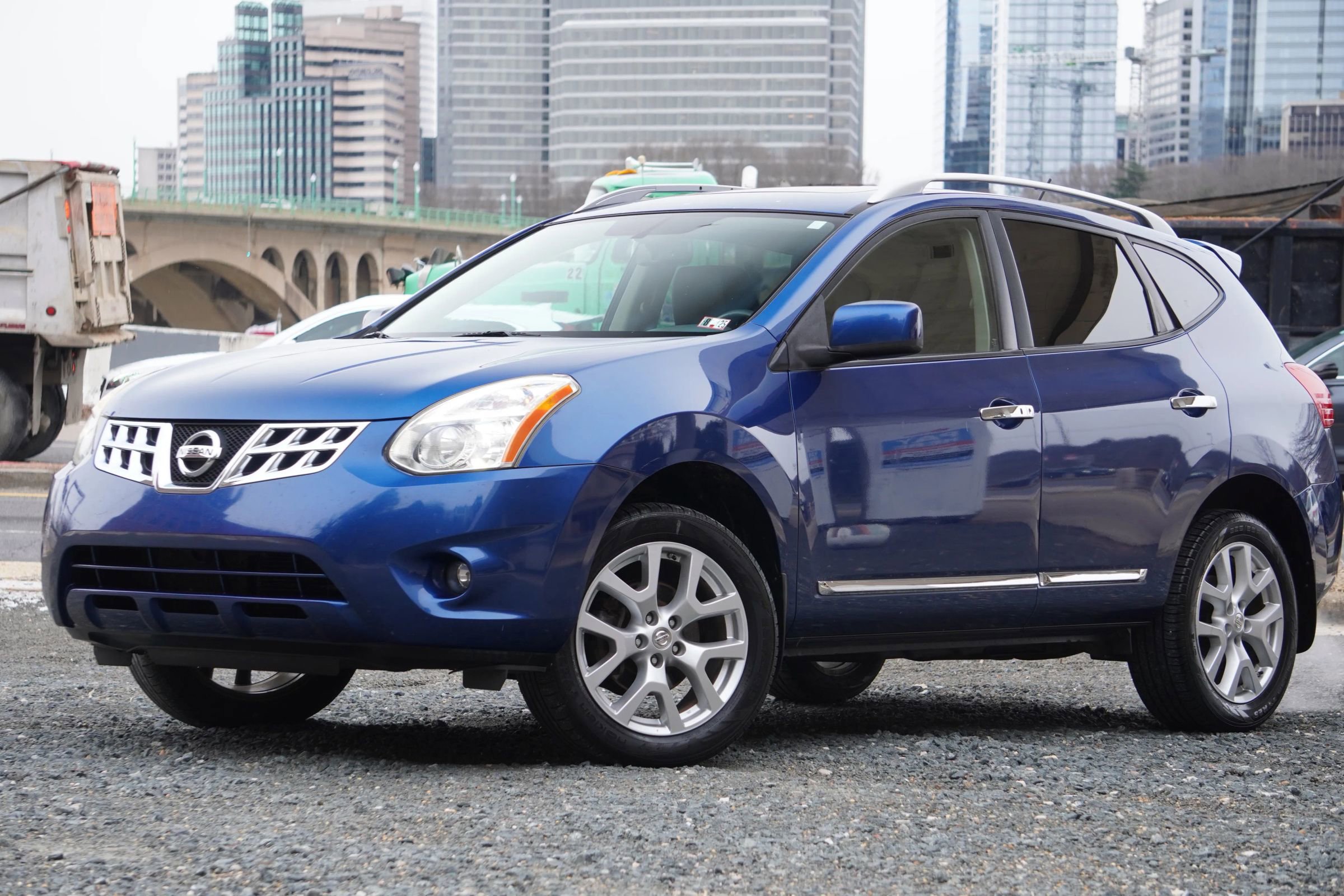 Used 2011 Nissan Rogue SV w/ SL Pkg image 20