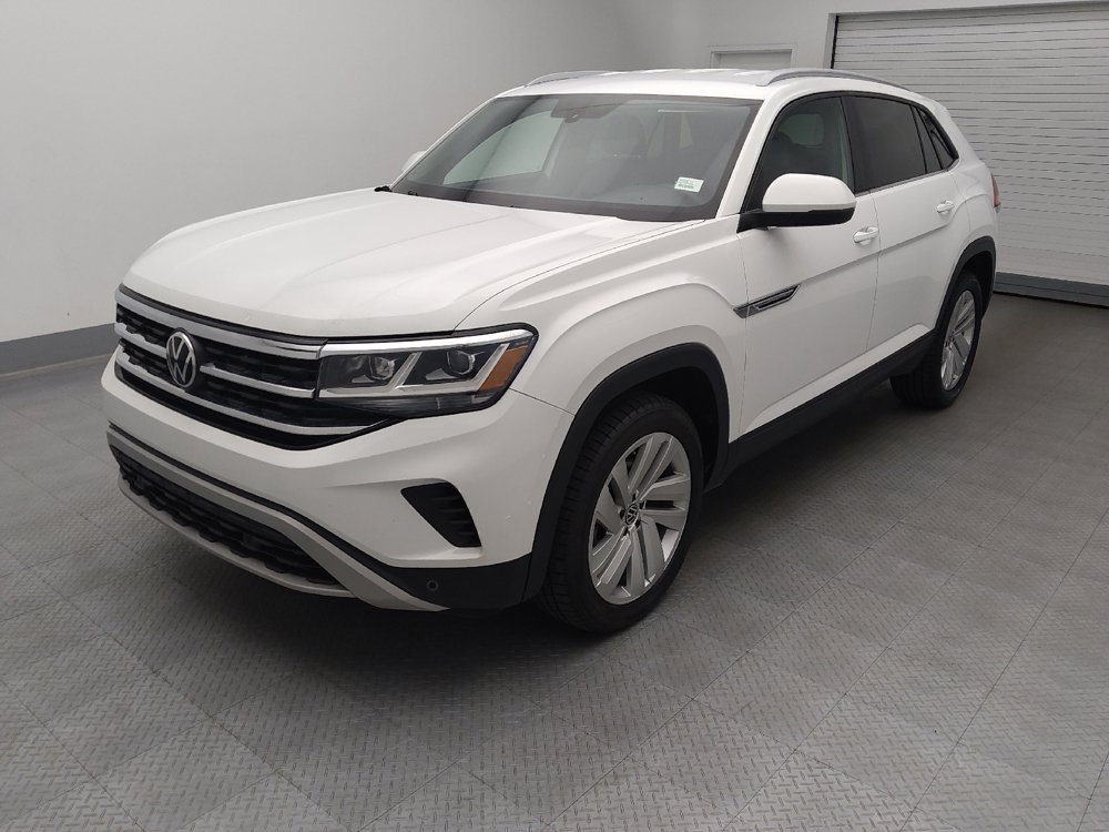 Used 2022 Volkswagen Atlas Cross Sport SE FWD image 2