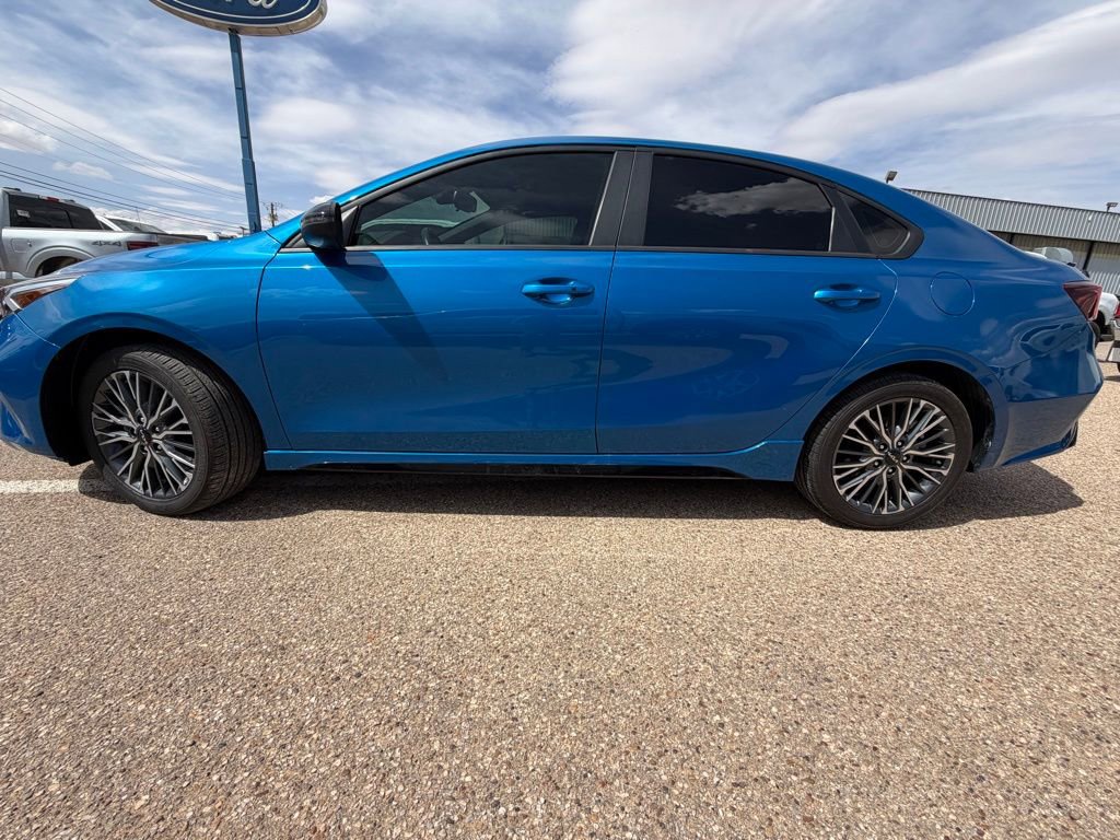 Used 2024 Kia Forte GT-Line image 3