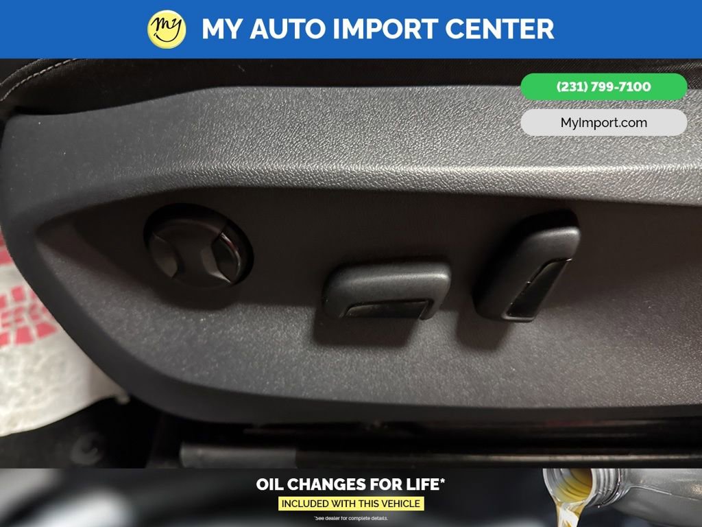 Used 2022 Volkswagen Taos SE image 12