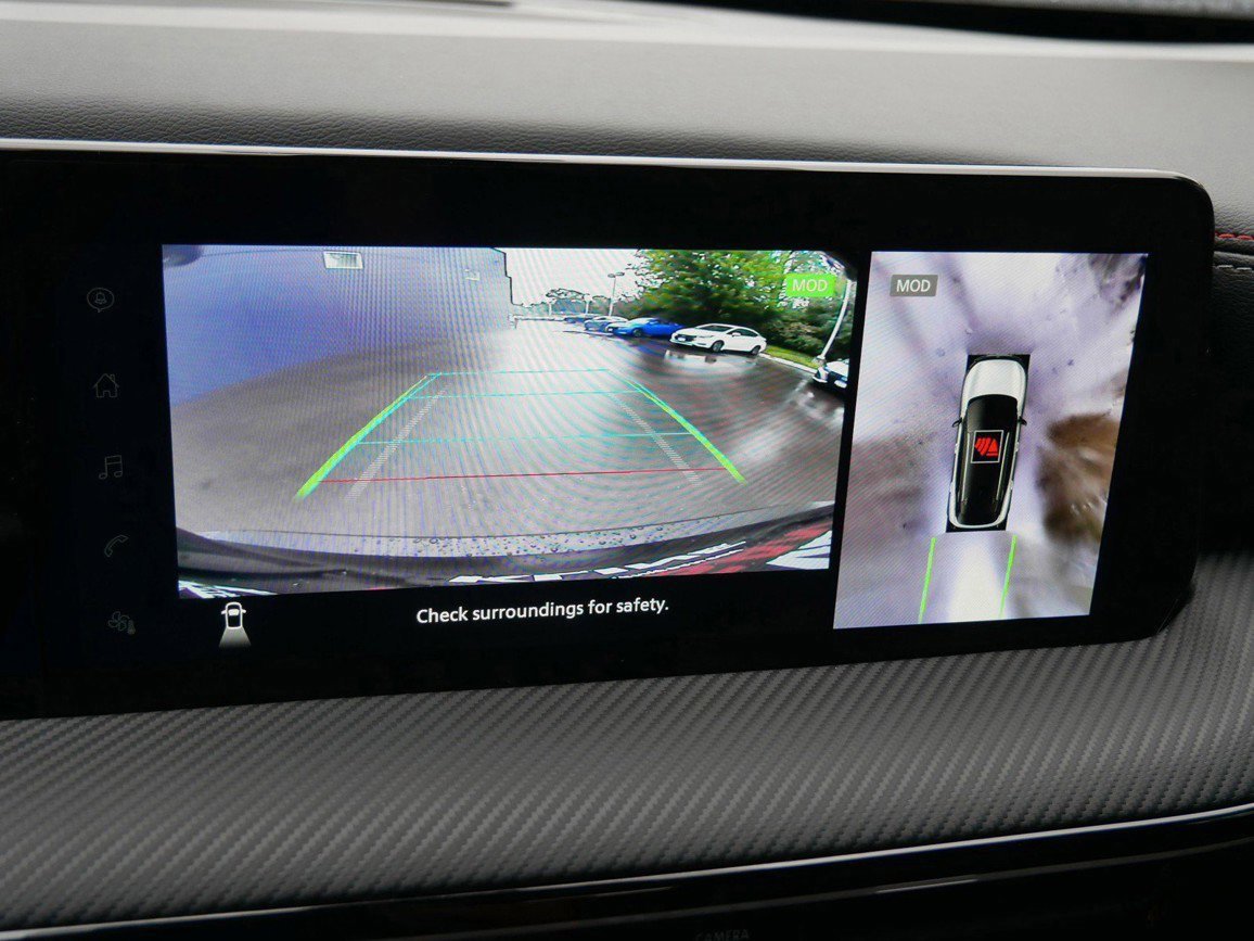 New 2025 Nissan Kicks SR w/ SR Premium Package image 10