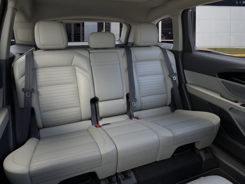 New 2026 Lincoln Nautilus Reserve image 11