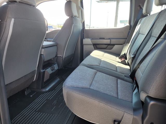 New 2026 Ford F250 XL w/ XL Driver Assist Package RWD image 38