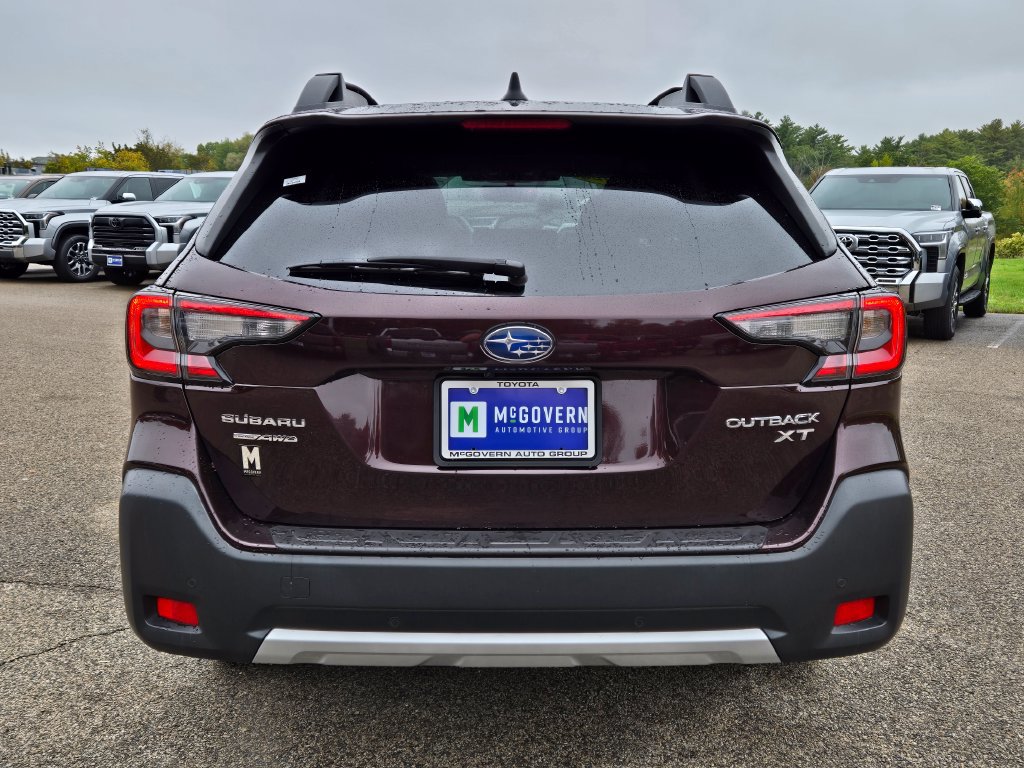 Used 2025 Subaru Outback Limited XT AWD/4WD image 4