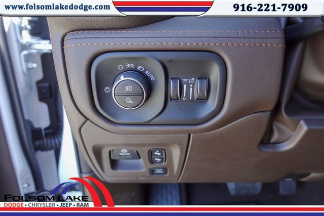 New 2025 RAM 1500 Limited w/ Trailer Tow Group image 23