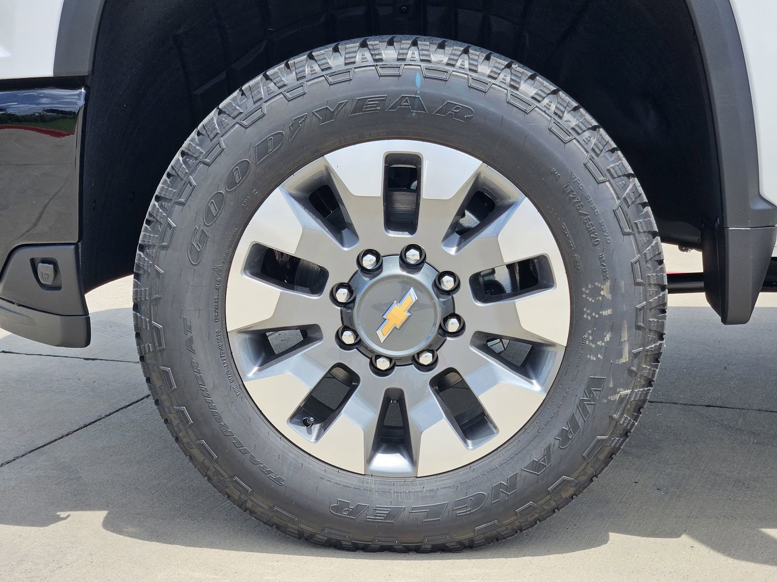 New 2026 Chevrolet Silverado 2500 Custom w/ Custom Value Package AWD/4WD image 13