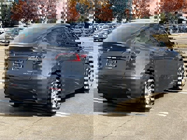 Used 2023 Tesla Model Y Long Range image 4