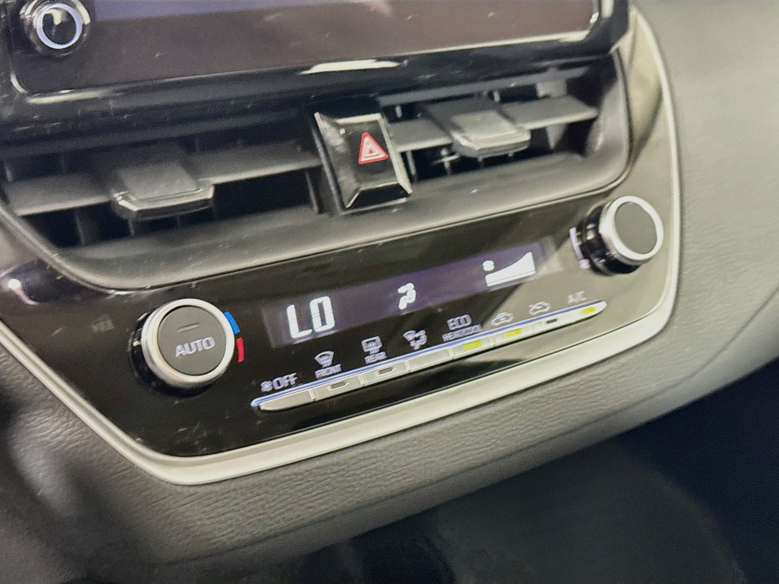 Certified 2024 Toyota Corolla LE FWD image 12