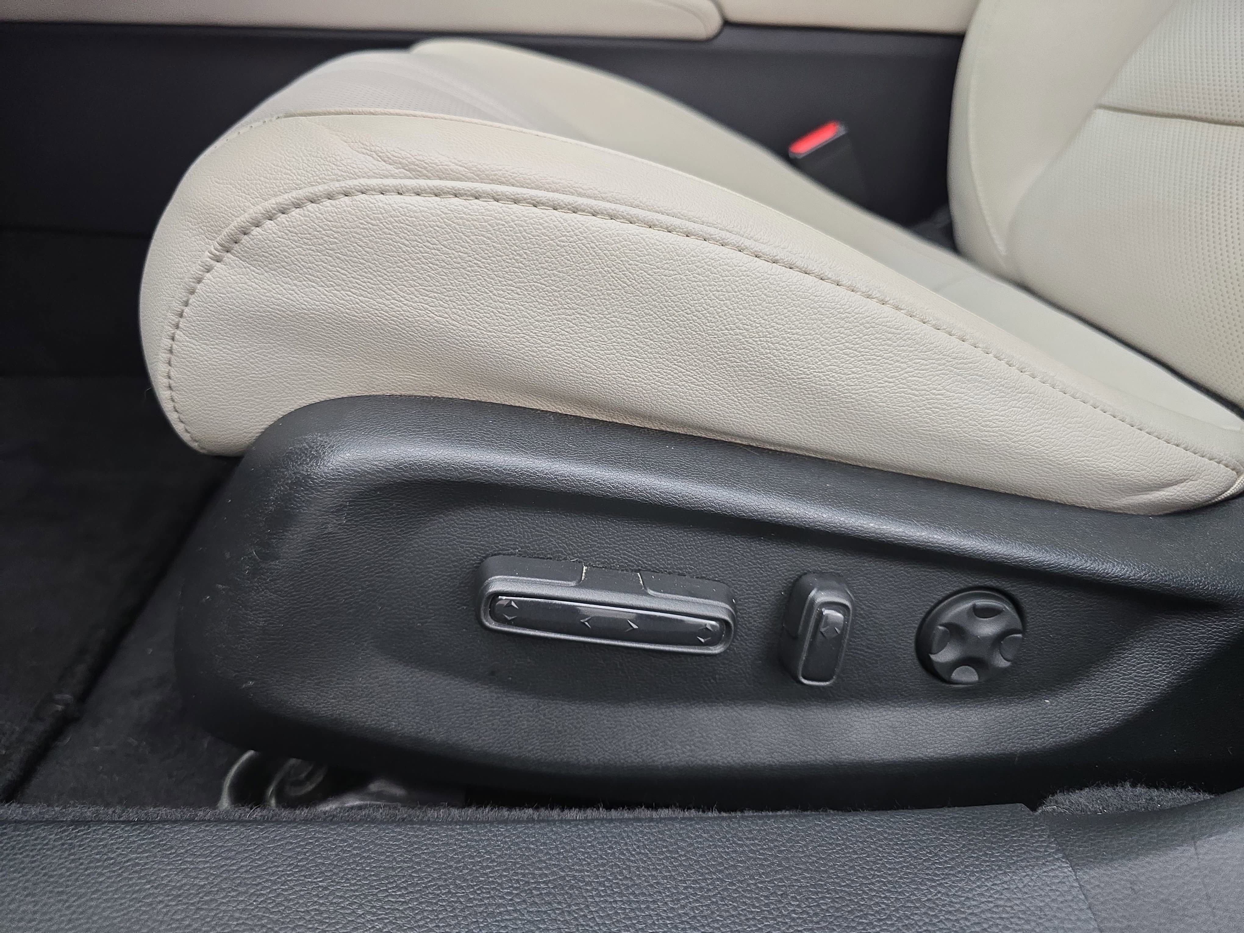 Used 2019 Honda Accord EX-L image 28