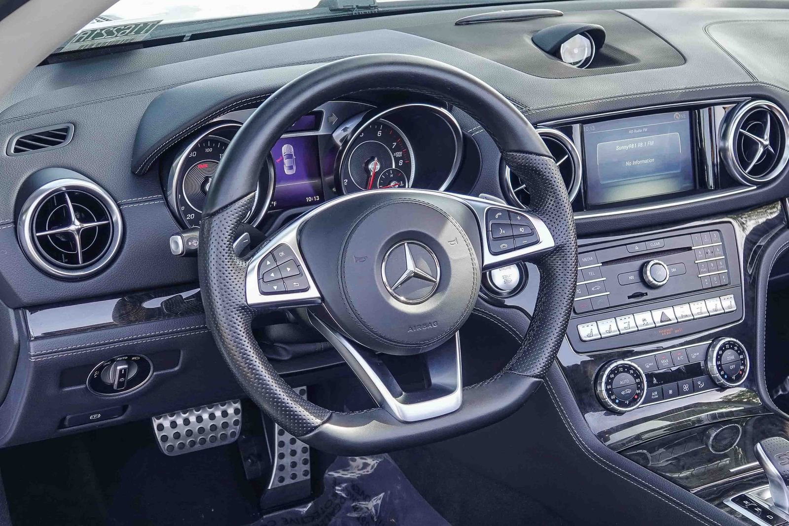 Used 2018 Mercedes-Benz SL 450 image 16