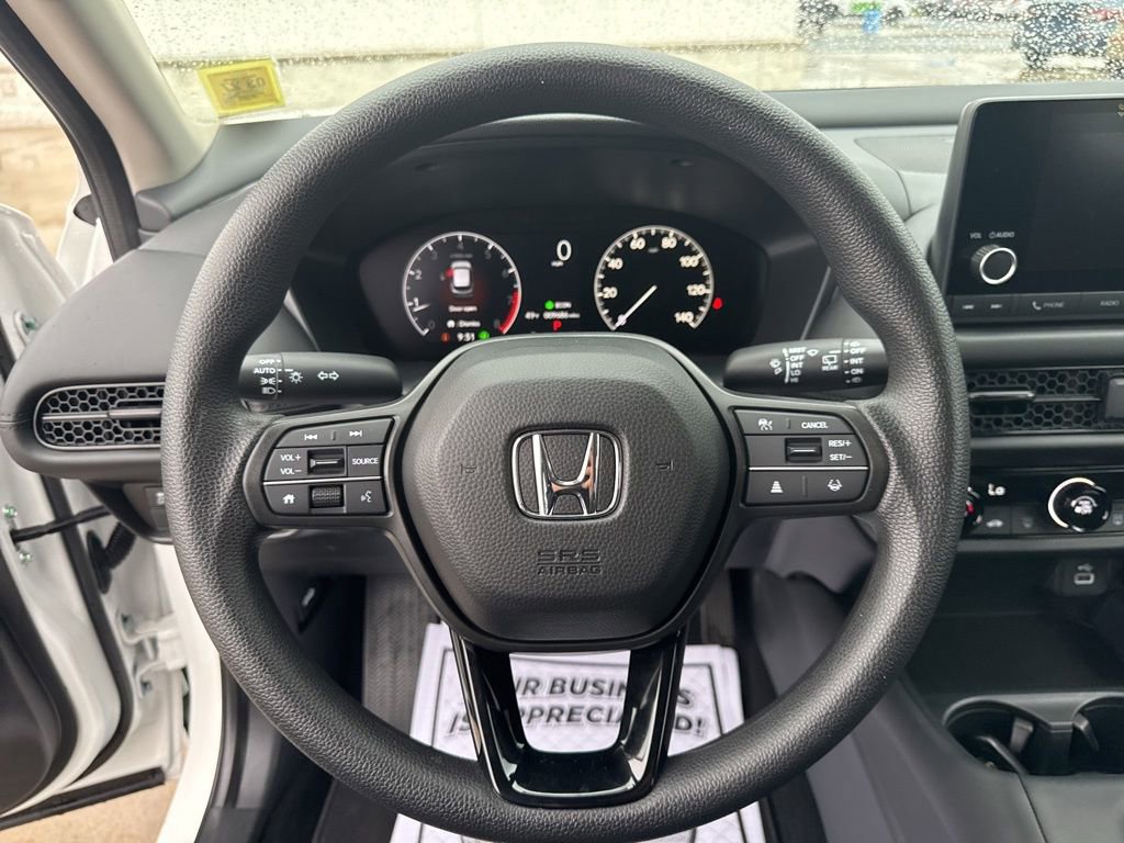Used 2025 Honda HR-V LX image 13