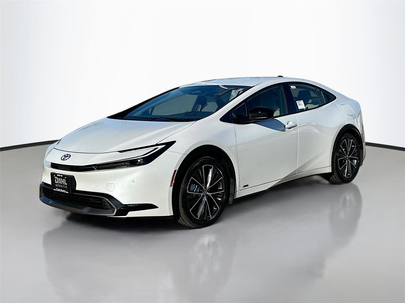 New 2026 Toyota Prius XLE image 3