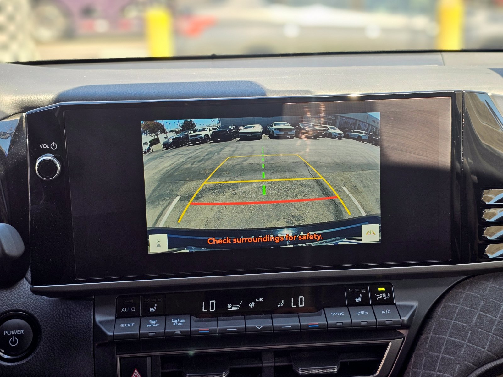 Used 2025 Toyota Camry XLE FWD image 14