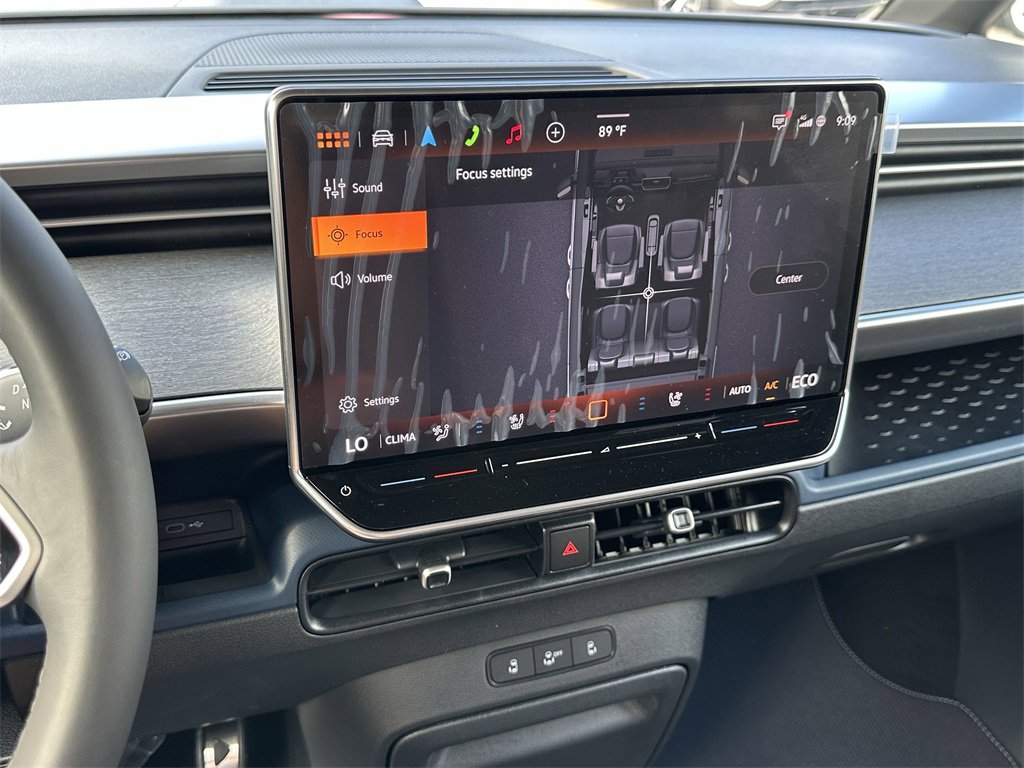 New 2025 Volkswagen ID. Buzz Pro S image 22