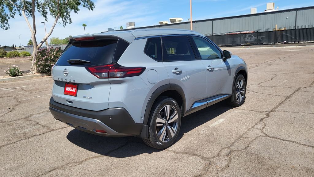 Used 2022 Nissan Rogue SL w/ SL Premium Package image 9