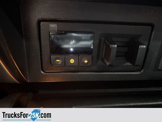 Used 2018 Nissan Titan PRO-4X image 27