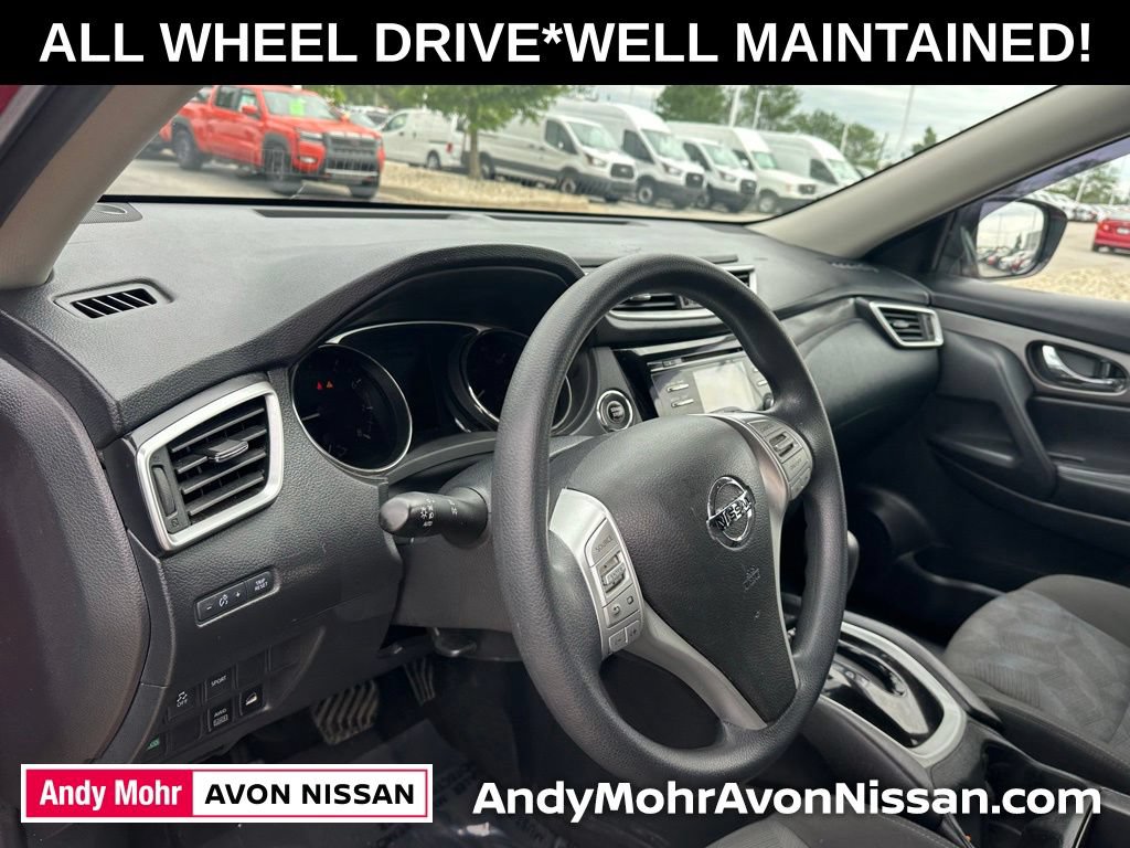 Used 2016 Nissan Rogue SV AWD/4WD image 14