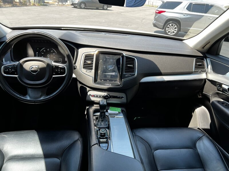 Used 2018 Volvo XC90 T5 Momentum w/ Convenience Package AWD/4WD image 26