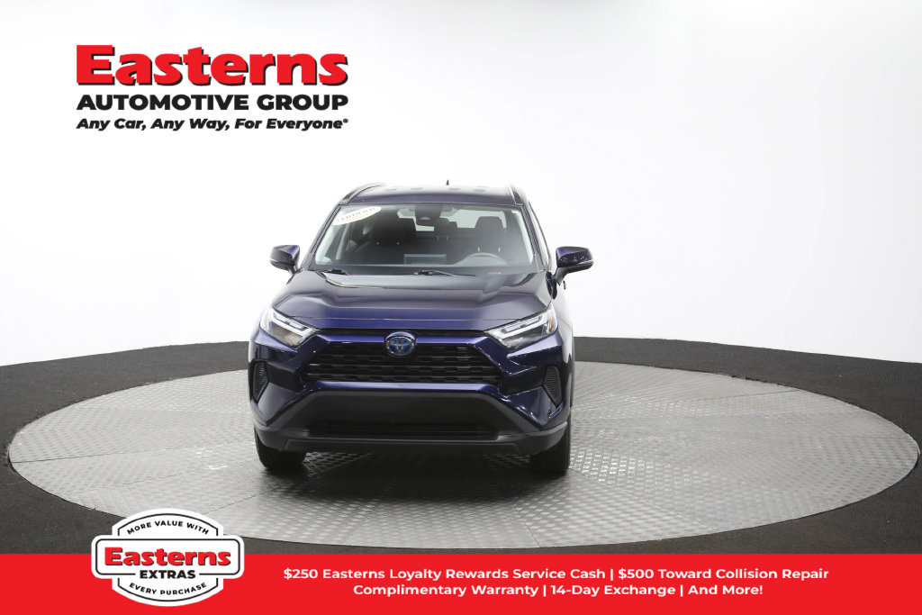 Used 2024 Toyota RAV4 XLE AWD/4WD image 52