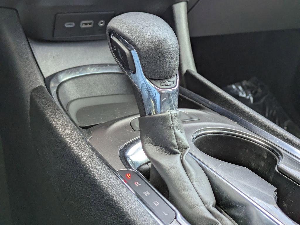 Used 2023 Chevrolet Malibu LT image 22