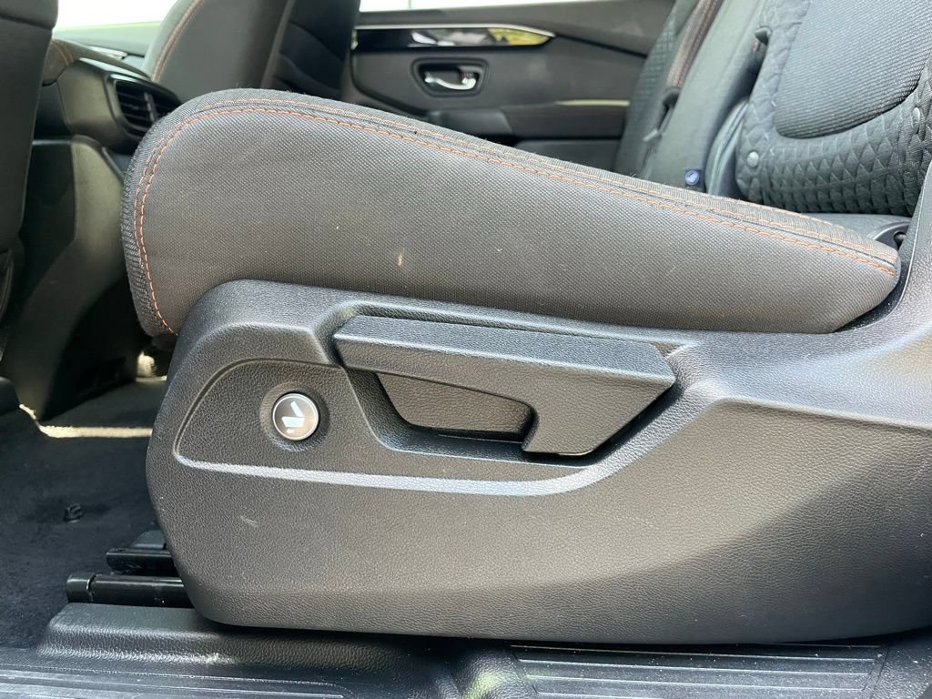 Certified 2025 Honda Pilot Sport image 34