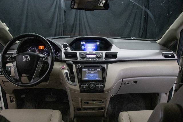 Used 2015 Honda Odyssey Touring image 23