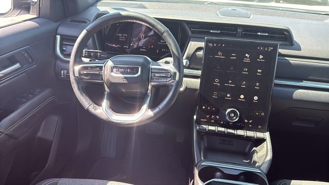 Used 2025 GMC Terrain Elevation image 27