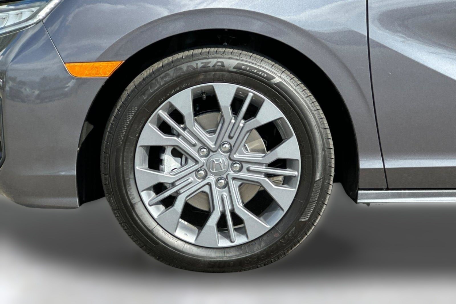 New 2026 Honda Odyssey Touring image 11