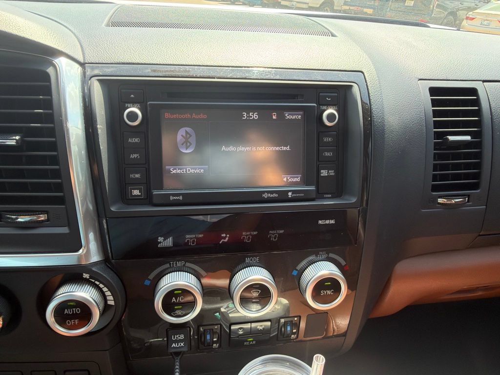 Used 2019 Toyota Sequoia Platinum AWD/4WD image 11
