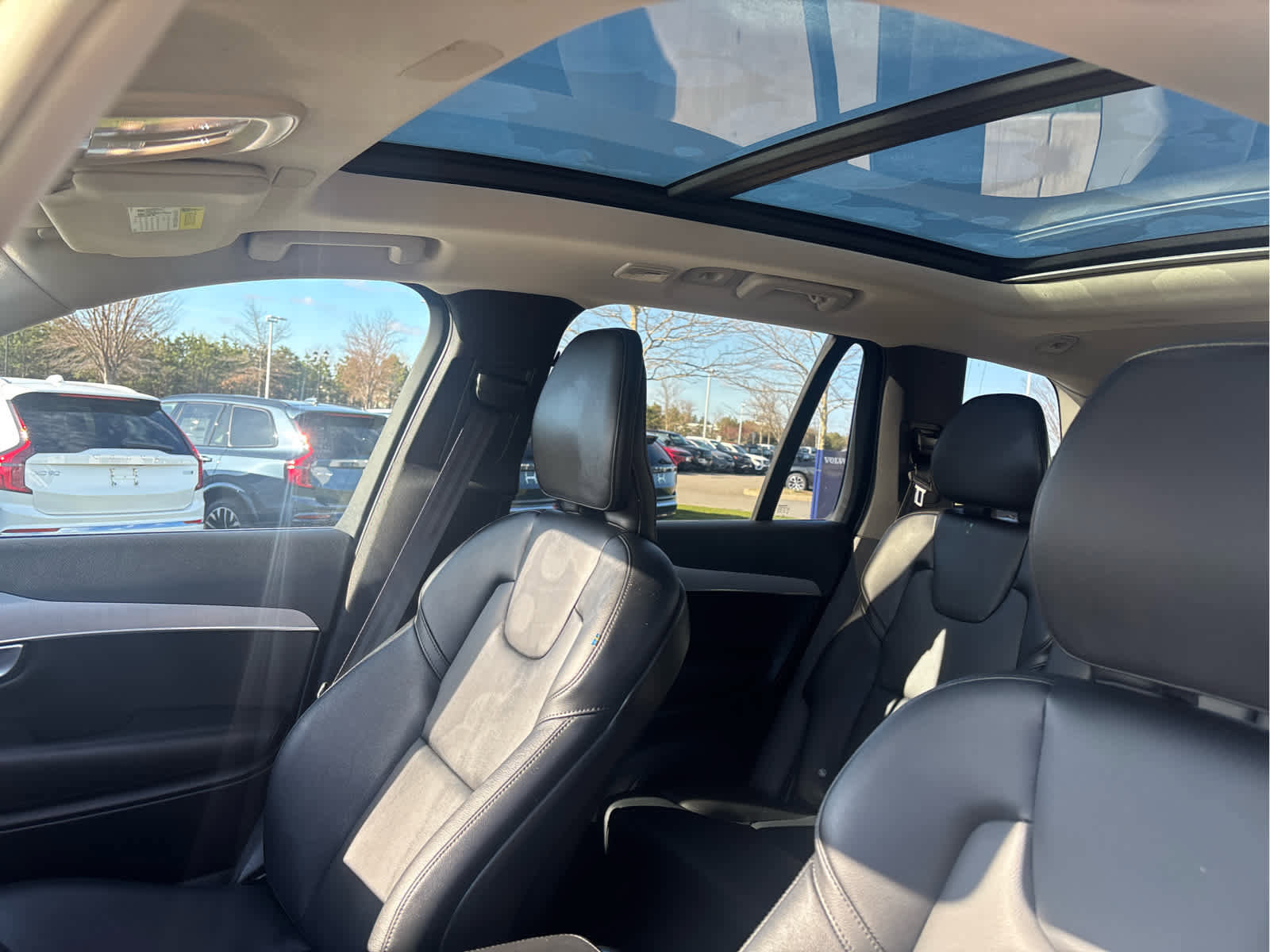 Used 2024 Volvo XC90 B5 Core AWD/4WD image 22