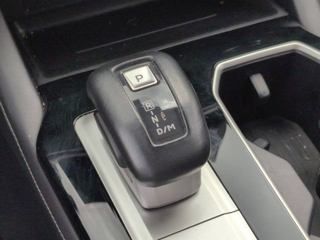 Used 2025 Mitsubishi Outlander SE FWD image 20