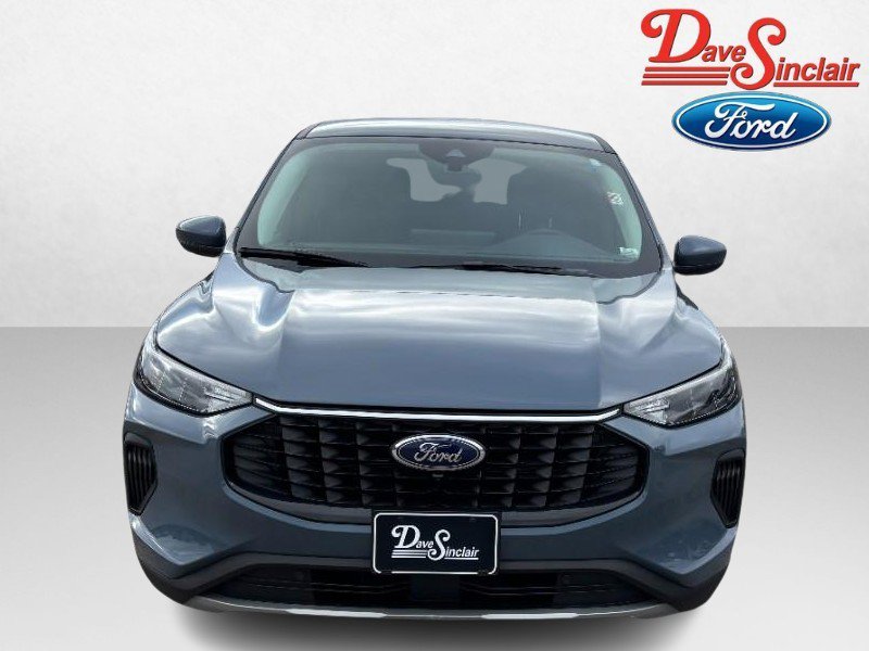 Used 2023 Ford Escape Active w/ Tech Pack #2 AWD/4WD image 2