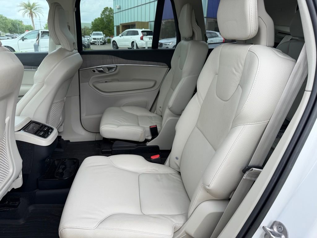 Used 2023 Volvo XC90 B6 Plus w/ Protection Package Premier image 12