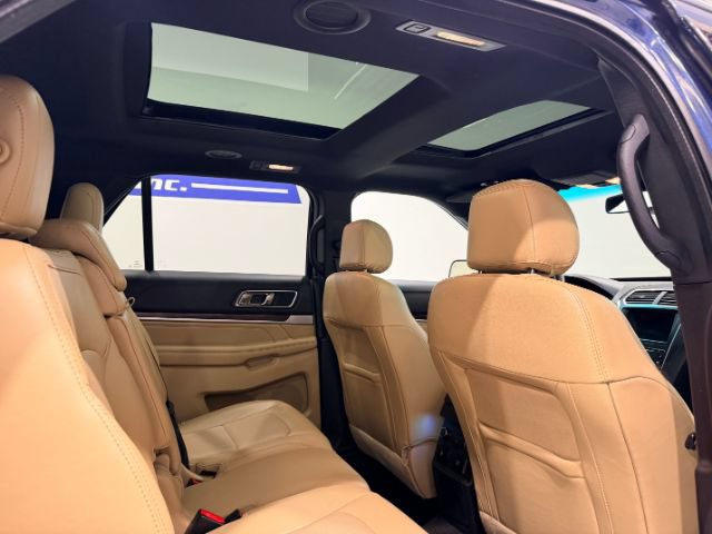 Used 2017 Ford Explorer Limited w/ Equipment Group 301A AWD/4WD image 35
