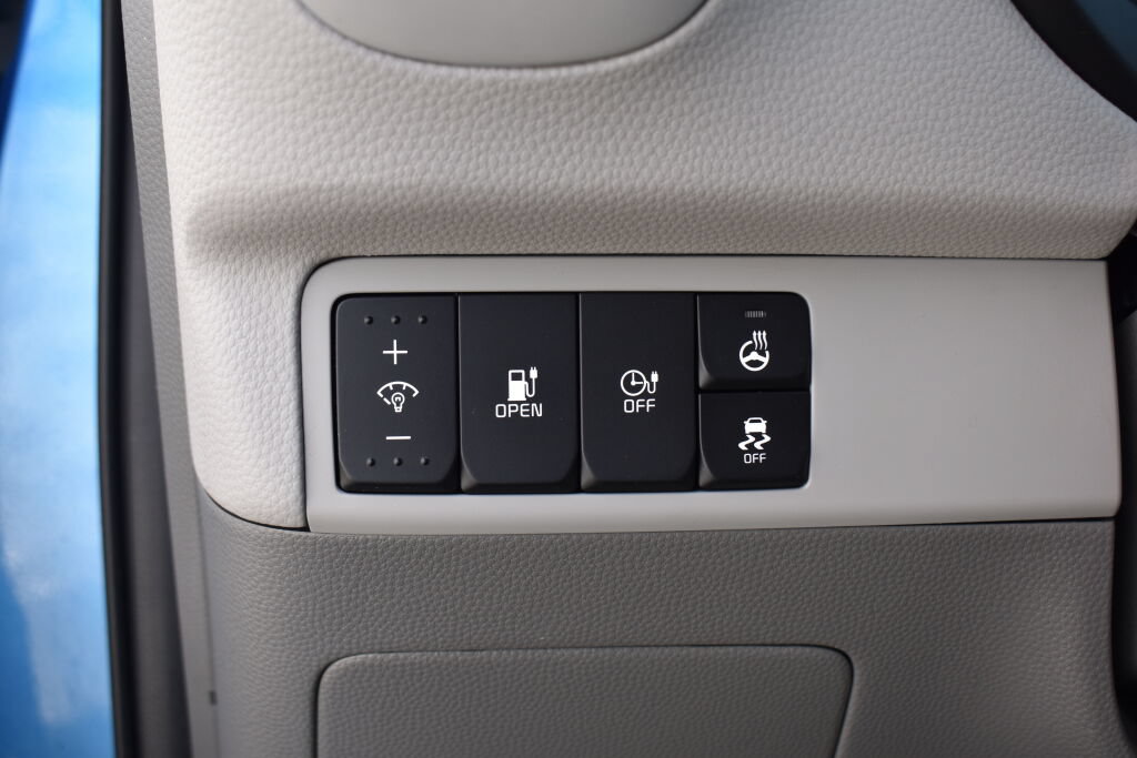 Used 2017 Kia Soul EV FWD image 15
