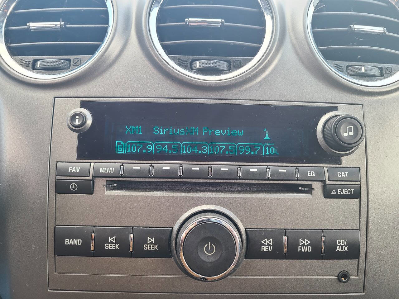 Used 2013 Chevrolet Captiva Sport LS image 30