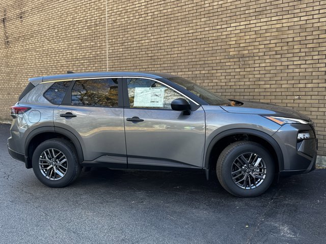 New 2026 Nissan Rogue S image 7