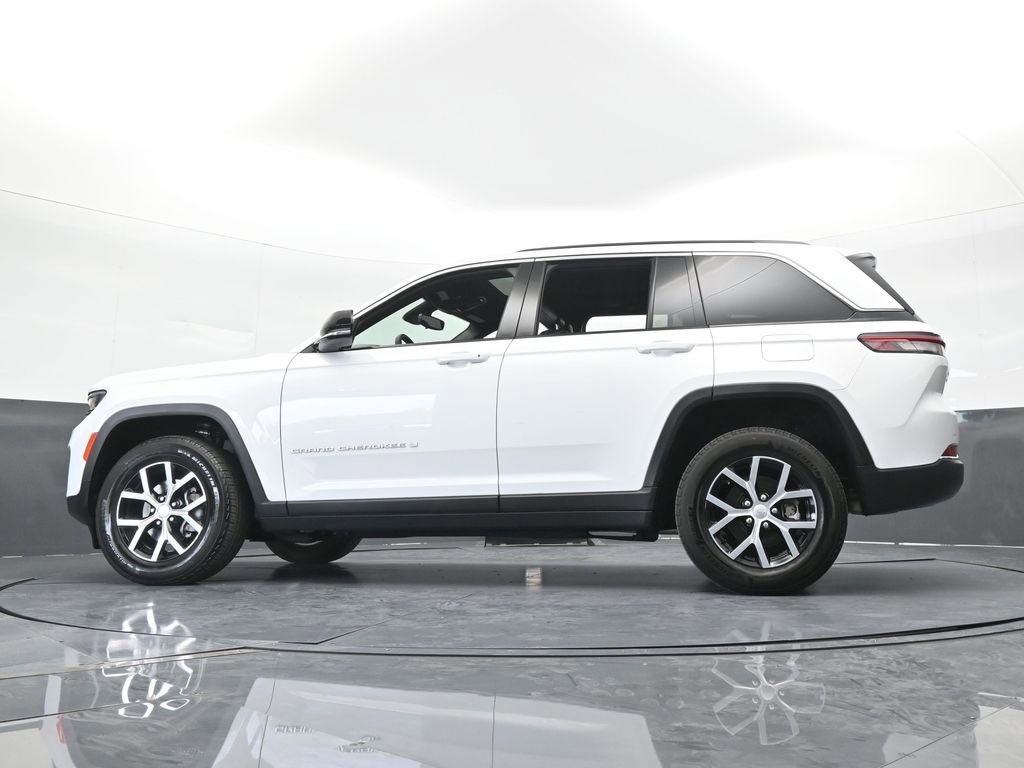 Used 2024 Jeep Grand Cherokee Limited RWD image 63