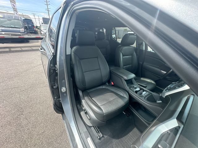 Used 2021 GMC Acadia SLT w/ Elevation Edition AWD/4WD image 28